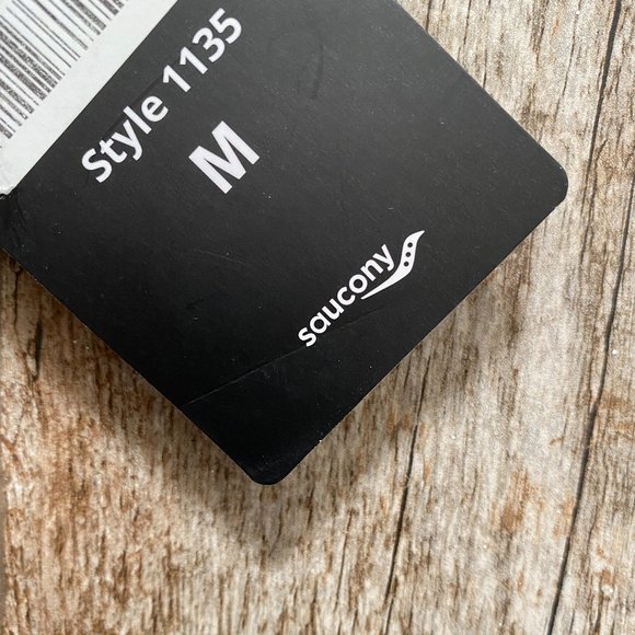 Saucony Sport High Impact Molded Racerback Bra - Molded Cups for Running - Picture 6 of 11